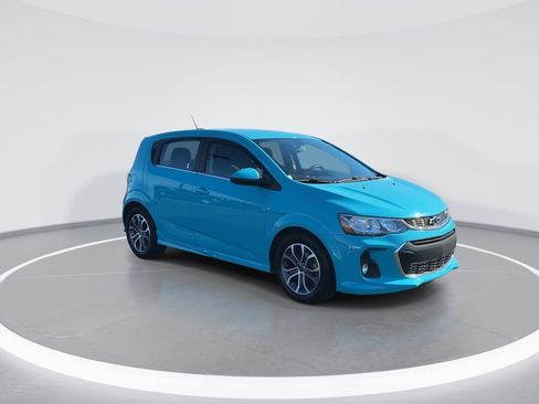 Used 2020 Chevrolet Sonic LT FWD image 2