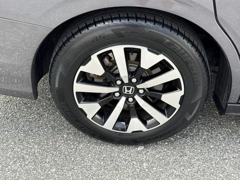 Used 2025 Honda Odyssey EX-L image 27