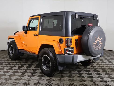 Used 2012 Jeep Wrangler Sahara w/ Dual Top Group AWD/4WD image 4