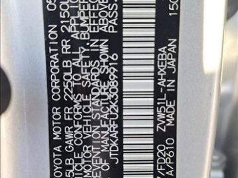 Certified 2019 Toyota Prius LE image 24