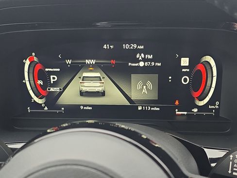 New 2025 Nissan Pathfinder Platinum image 16