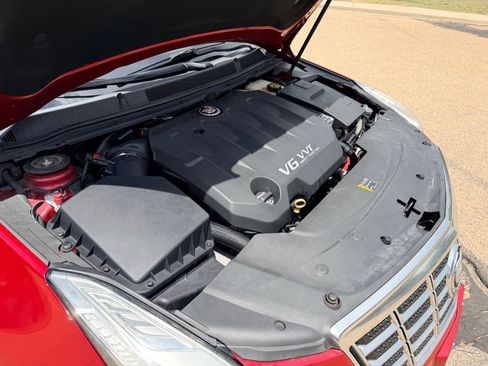 Used 2013 Cadillac XTS Premium AWD/4WD image 28