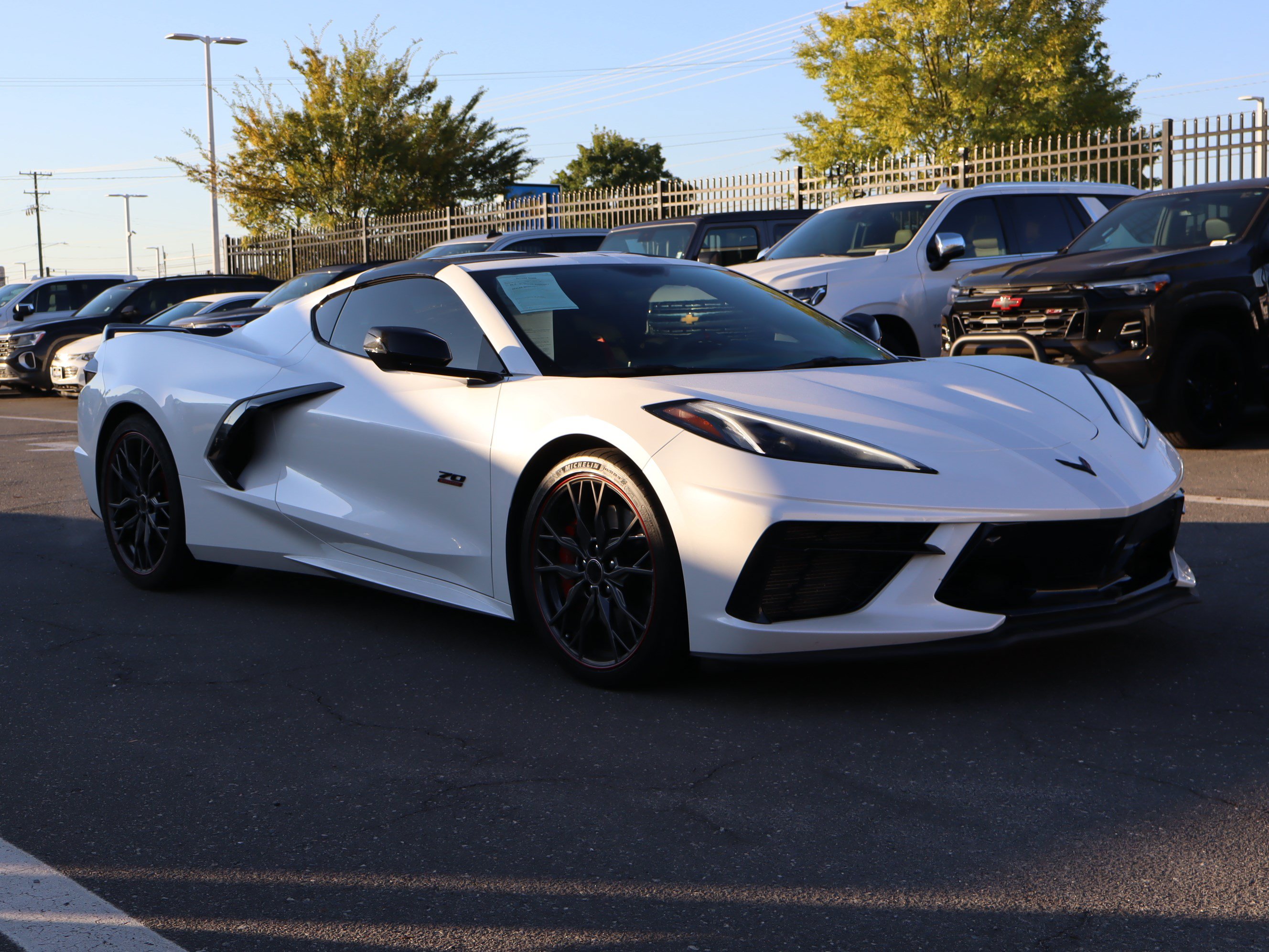 Used 2023 Chevrolet Corvette Stingray Premium Cpe w/ Z51 Performance Package RWD image 2