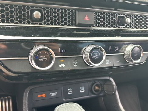 Certified 2025 Honda Civic Sport image 20