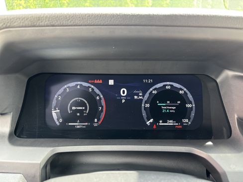 Used 2024 Toyota Tacoma TRD Off-Road AWD/4WD image 20
