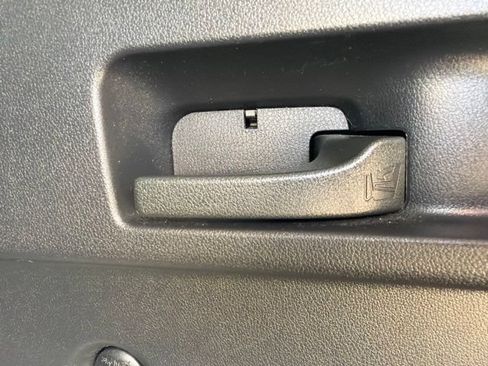 Used 2016 Honda CR-V SE image 11