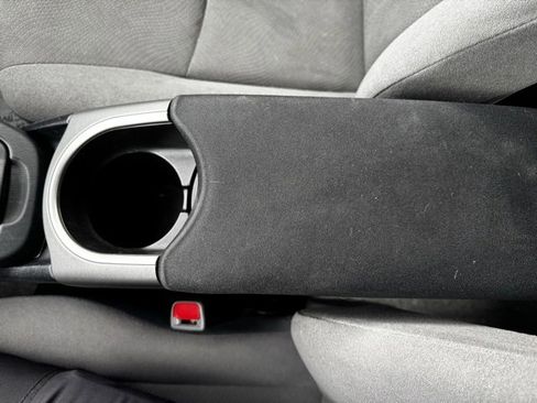 Used 2014 Toyota Prius Three image 16