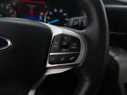 Used 2021 Ford Explorer XLT w/ Equipment Group 202A image 28