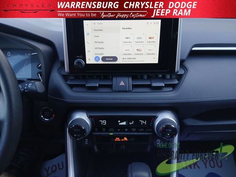 Used 2025 Toyota RAV4 XLE image 22