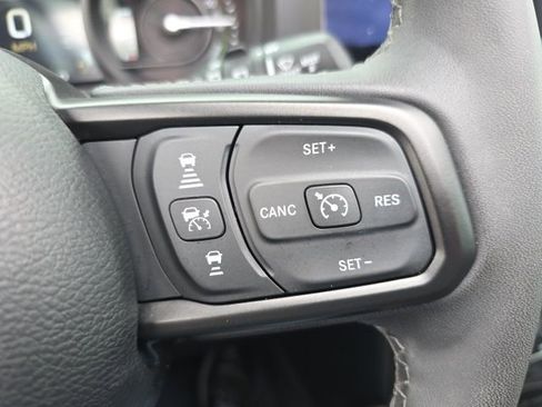 Used 2025 Jeep Wrangler Unlimited Rubicon 4xe w/ Safety Group AWD/4WD image 26