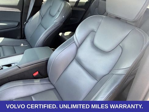 Certified 2024 Volvo XC90 T8 Ultimate w/ Protection Package Premier AWD/4WD image 29