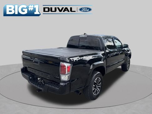 Used 2022 Toyota Tacoma TRD Sport w/ Technology Package RWD image 3
