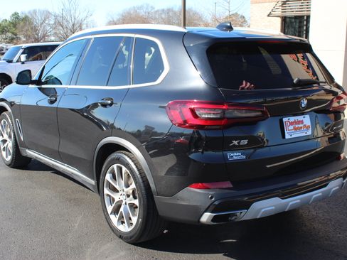 Used 2021 BMW X5 xDrive40i image 8
