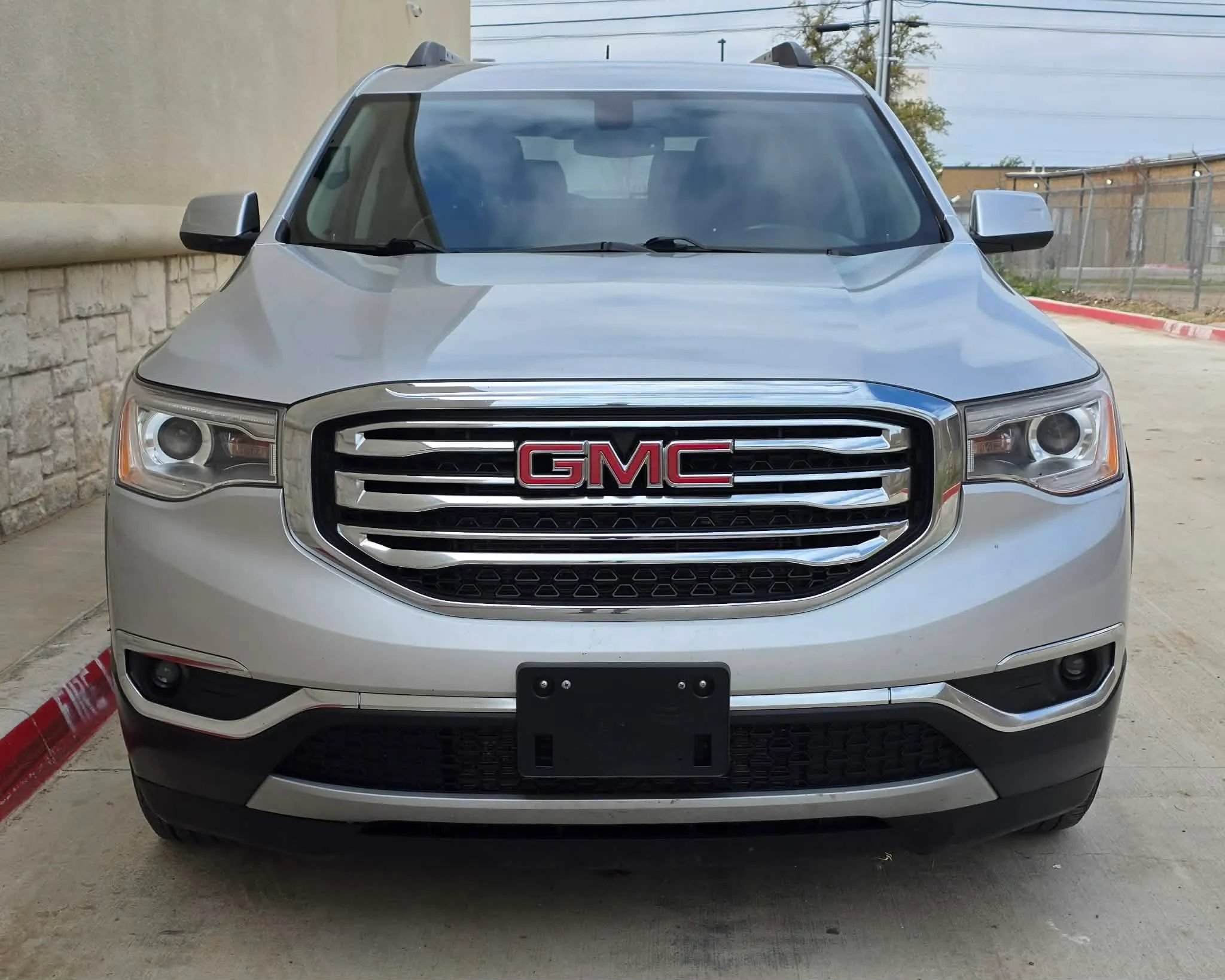 Used 2019 GMC Acadia SLT FWD image 9