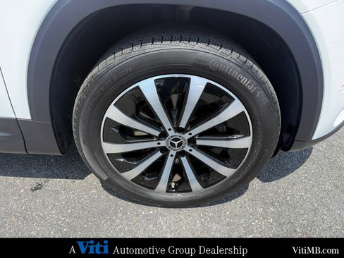 Certified 2022 Mercedes-Benz GLB 250 4MATIC image 15