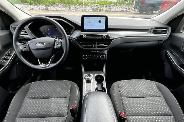 Used 2023 Ford Escape Active w/ Cold Weather Package FWD image 15