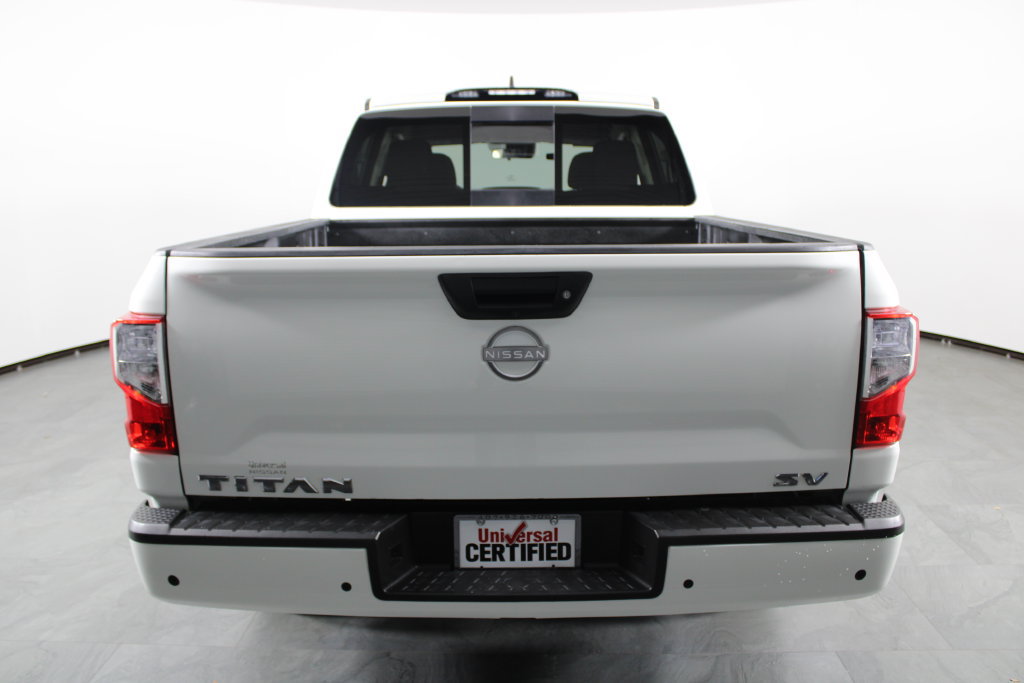 Certified 2023 Nissan Titan SV RWD image 11