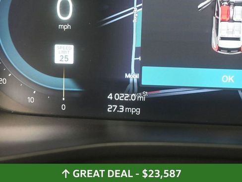 Used 2024 Volvo XC40 B5 Core image 36