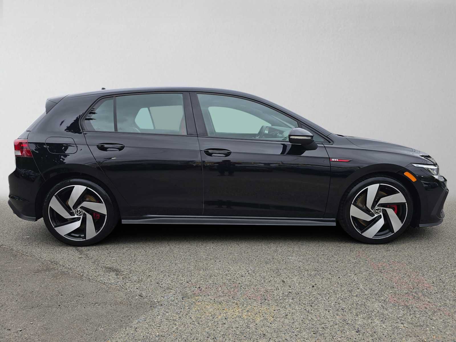 Used 2022 Volkswagen GTI S FWD image 2