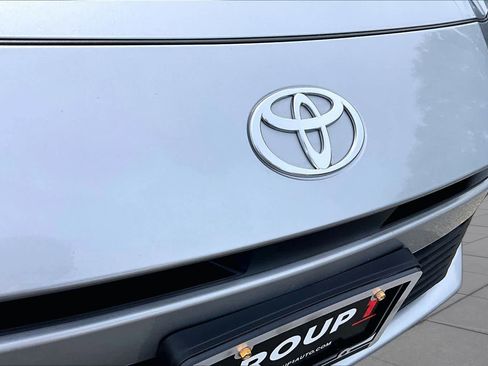 Used 2025 Toyota Camry LE AWD/4WD image 28
