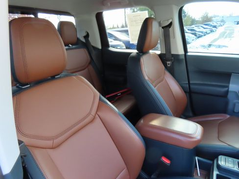 Used 2023 Ford Maverick Lariat image 31