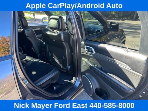 Used 2018 Jeep Grand Cherokee SRT image 30
