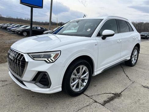 Used 2024 Audi Q3 2.0T Premium image 8