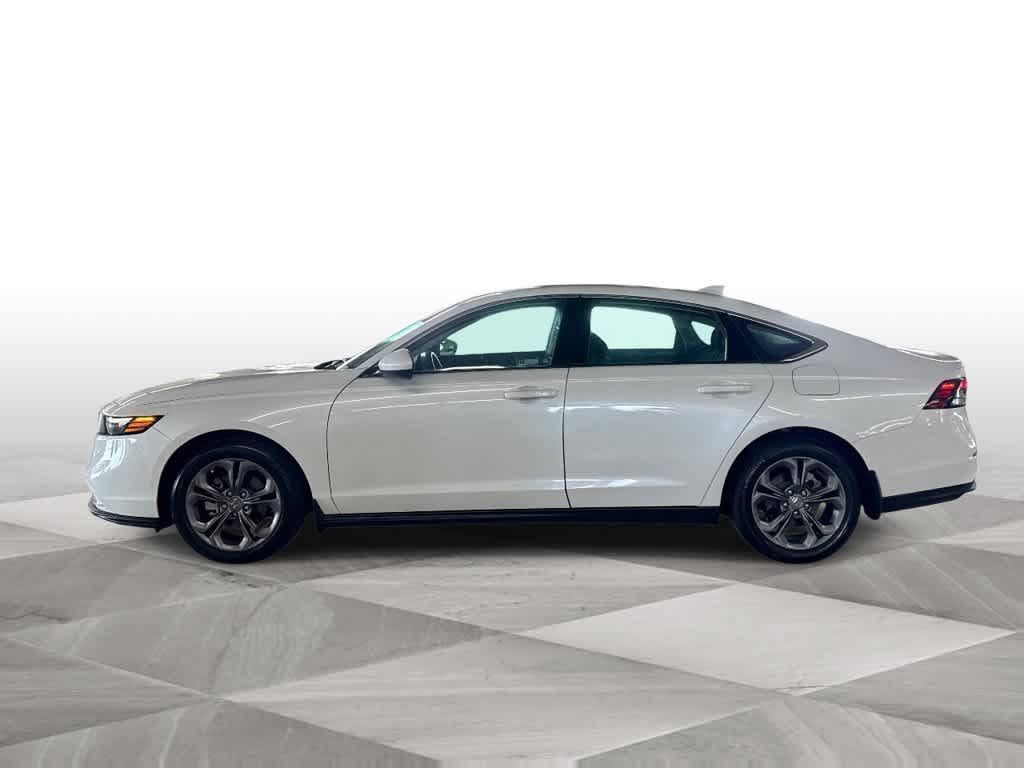 Used 2023 Honda Accord EX image 5