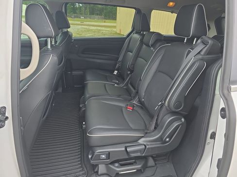 Used 2025 Honda Odyssey Touring image 35