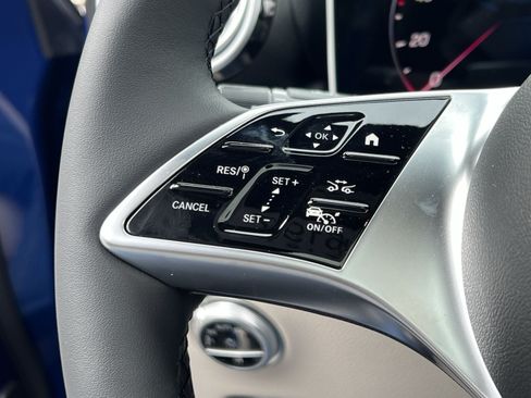 New 2026 Mercedes-Benz GLC 300 4MATIC image 36