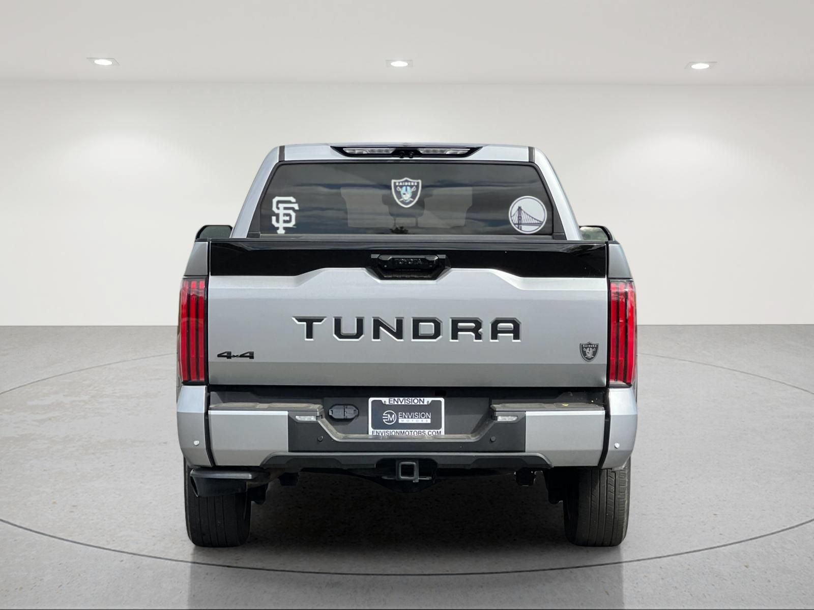 Used 2024 Toyota Tundra Platinum AWD/4WD image 4
