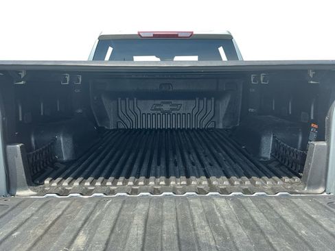 Used 2023 Chevrolet Silverado 1500 LT AWD/4WD image 24