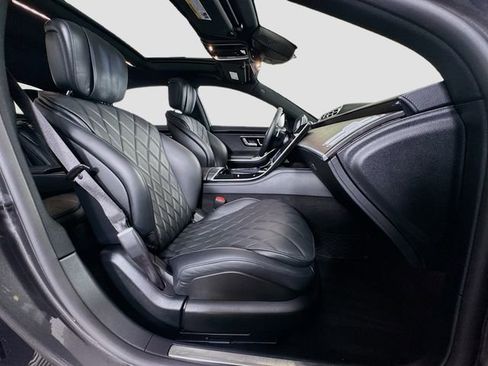 Used 2022 Mercedes-Benz S 580 4MATIC Sedan image 30