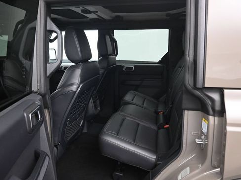 Used 2026 Ford Bronco Badlands AWD/4WD image 10
