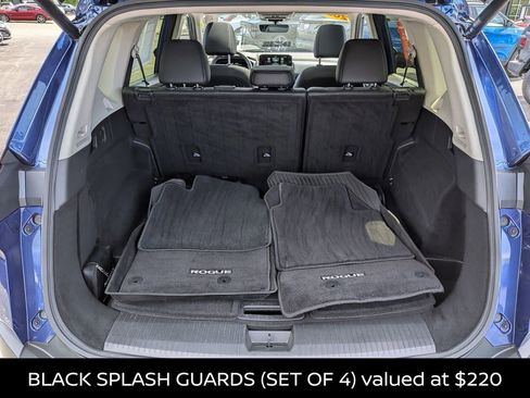 Certified 2023 Nissan Rogue Platinum AWD/4WD image 10