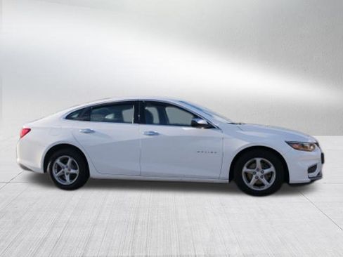 Used 2016 Chevrolet Malibu LS image 2