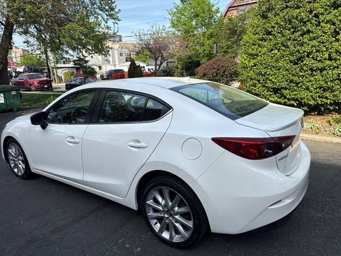 Used 2017 MAZDA MAZDA3 Touring w/ Popular Equipment Package image 5