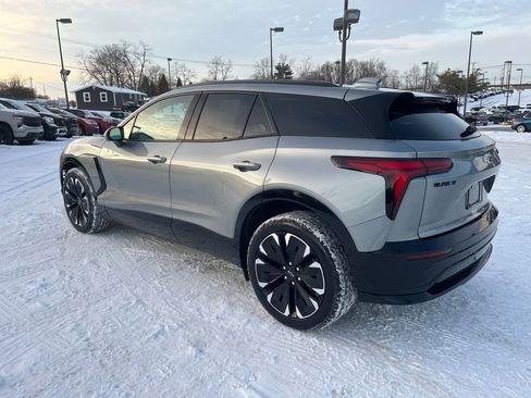 Used 2024 Chevrolet Blazer EV RS image 3