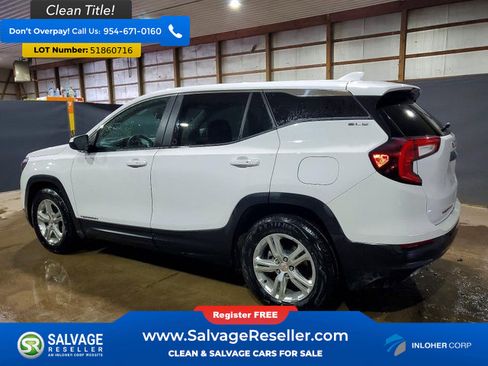 Used 2024 GMC Terrain SLE FWD image 3