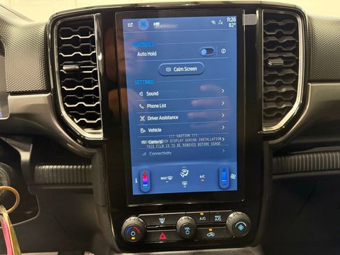 Used 2024 Ford Ranger XLT w/ Trailer Tow Package RWD image 9