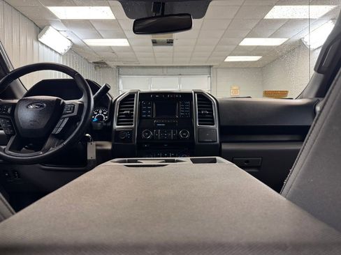 Used 2016 Ford F150 XLT w/ Equipment Group 301A Mid image 19