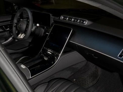 Used 2025 Mercedes-Benz S 63 AMG S image 10