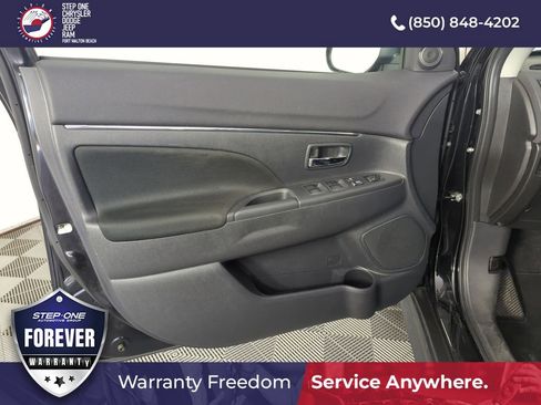 Used 2023 Mitsubishi Outlander Sport LE AWD/4WD image 17