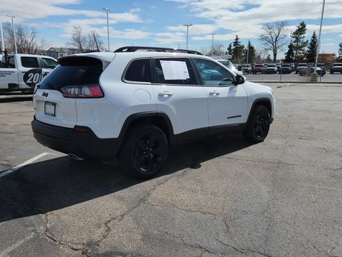 Used 2019 Jeep Cherokee Altitude image 13
