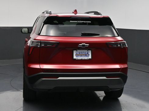 Used 2025 Chevrolet Equinox LT w/ Midnight Edition FWD image 6