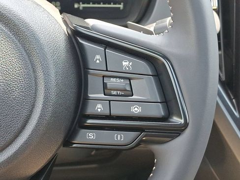 Certified 2025 Subaru Forester Premium AWD/4WD image 23