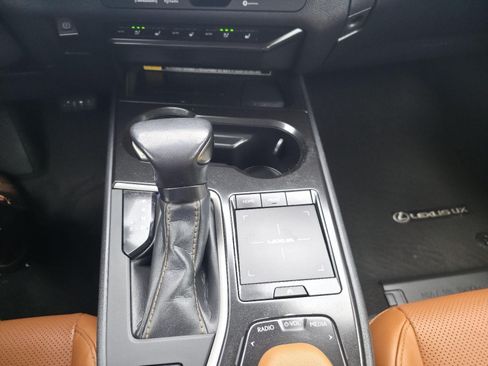 Used 2021 Lexus UX 250h w/ Premium Package AWD/4WD image 19
