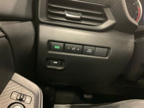 Used 2024 Nissan Sentra S image 14