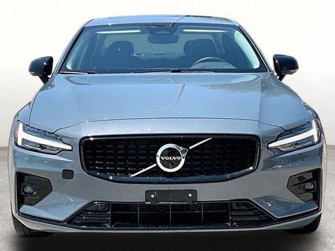 Used 2024 Volvo S60 B5 Plus AWD/4WD image 3