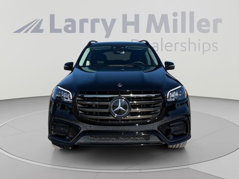 Used 2024 Mercedes-Benz GLS 580 4MATIC image 8